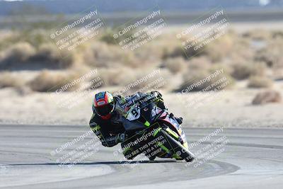 media/Dec-07-2025-CVMA (Sun) [[3e7d2de5dc]]/Race 10-Formula 40 Open/